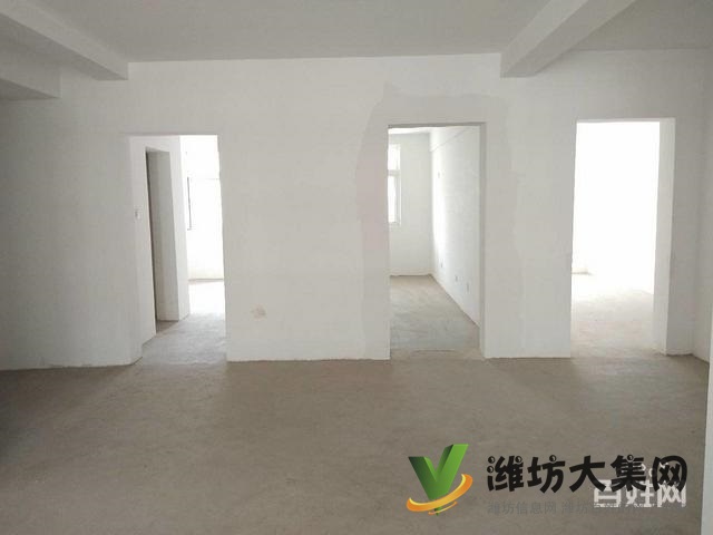 真賤，便宜124平大三室，龍泉太 陽(yáng)城，送地下室，