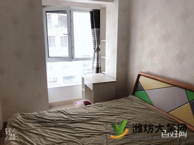誠信出售二樓精裝房一套，未住過