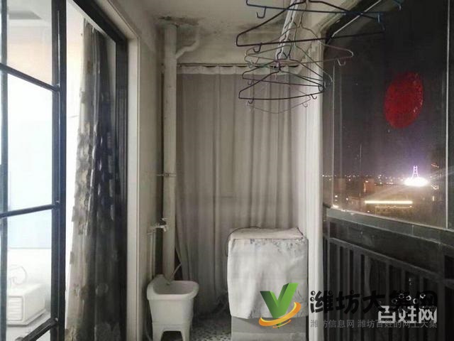 此房為結婚準備，舒適三室，精裝修，現因換大房，找有