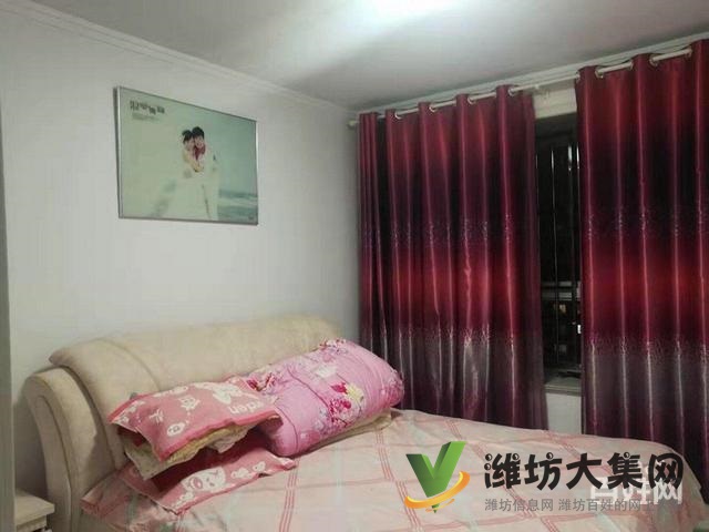 此房為結婚準備，舒適三室，精裝修，現因換大房，找有
