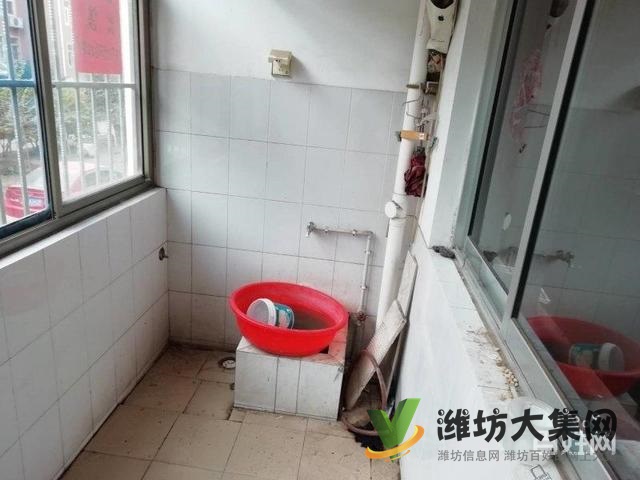 41萬搶青云花園3室好房，多層1樓精裝，帶倉庫，搶到賺到