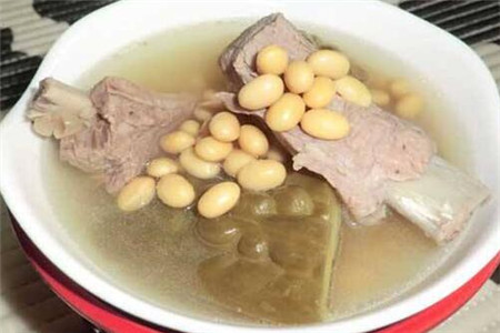 黃豆豬骨湯