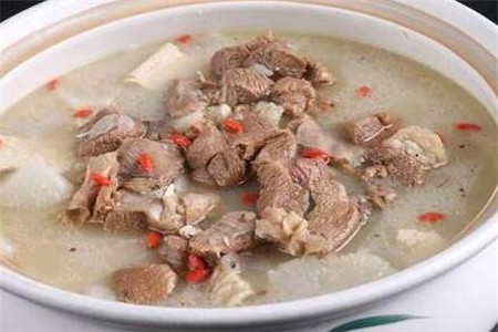 滋補(bǔ)羊肉湯