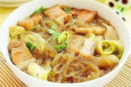 白菜豬肉燉粉條