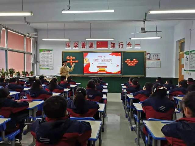 多圖直擊!濰坊中小學(xué)開學(xué)啦