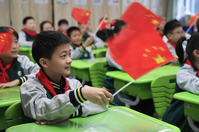 多圖直擊!濰坊中小學(xué)開學(xué)啦