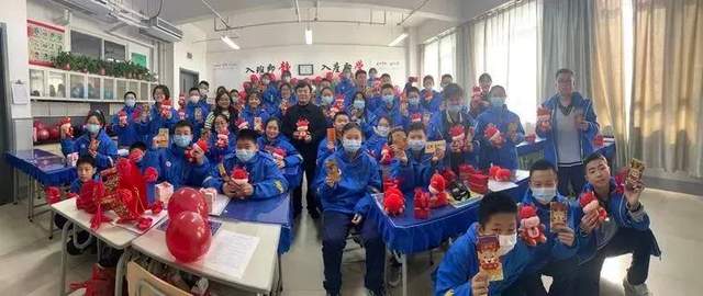 多圖直擊!濰坊中小學(xué)開學(xué)啦