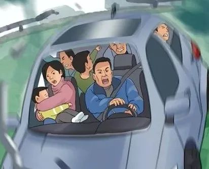 濰坊交警集中嚴(yán)查！超員載客駛不得！