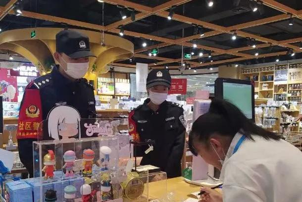 濰坊公安:巾幗建新功┃堅守一線 守護平安